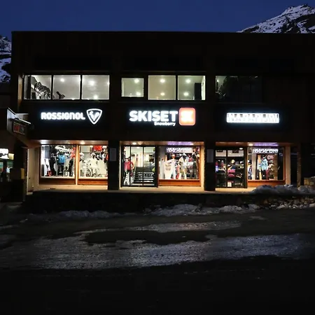 Appartement Trois Vallees - Spacieux Pour 5 Pers. Avec Belle Vue Mae-7519 *